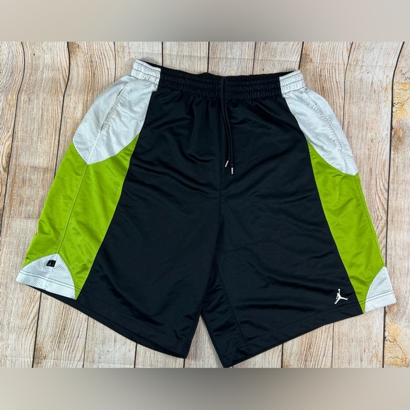 Mens Jordan Jumpman Basketball Shorts Black Green Size 4XL - Picture 1 of 11
